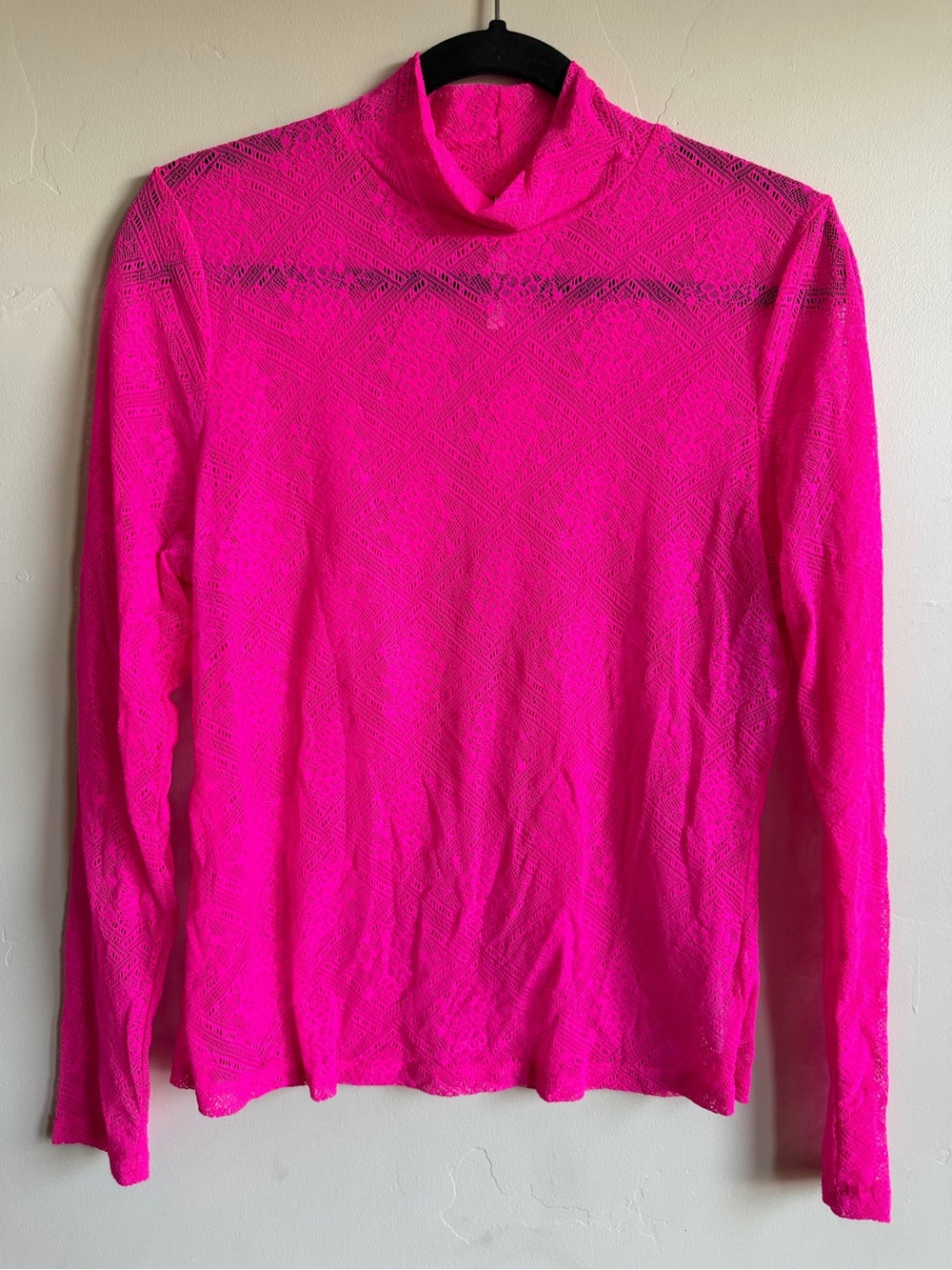 Women’s Anthropologie Neon Pink Long Sleeve Turtleneck Top Size Large
